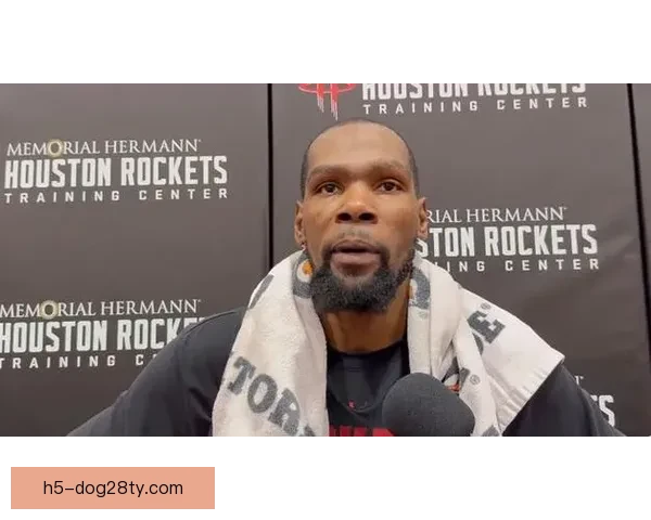 杜兰特回应小号传闻专注赛季行